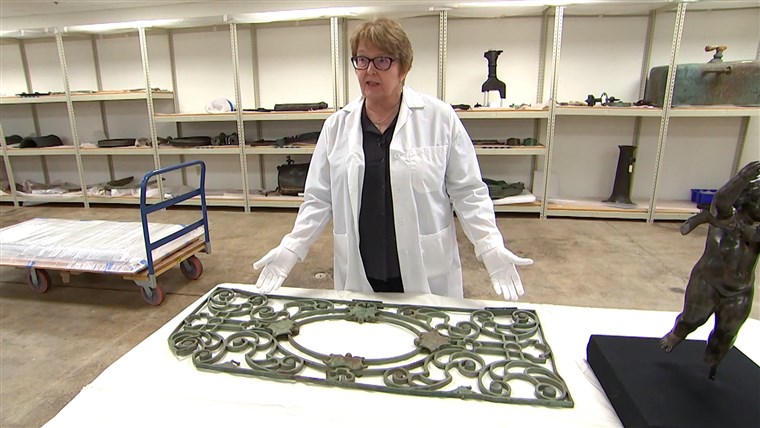 इस decorative window grill was among the items recovered from the ship.