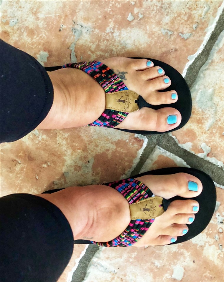 קורקי's flip-flops keep my feet from hurting while walking on my Florida tile floors.