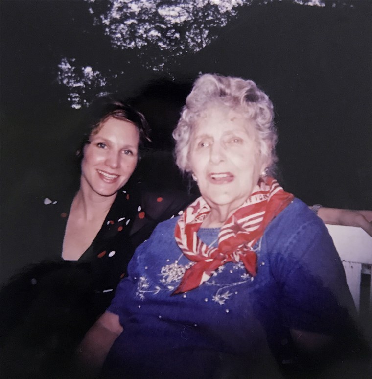 ג'יל Dupre with her grandmother Ann, who the Airstream is named after