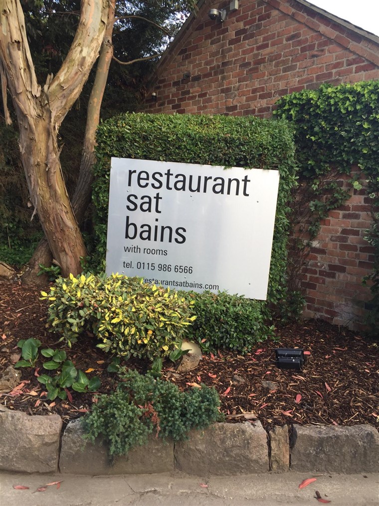 खाने की दुकान Sat Bains in Nottingham, England