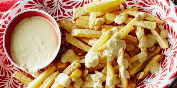libanoni French Fries with Garlic Sauce