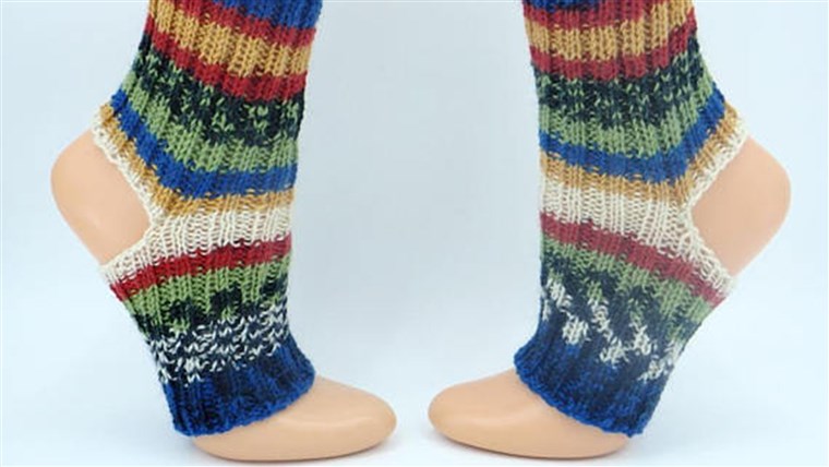 Flip-flop socks