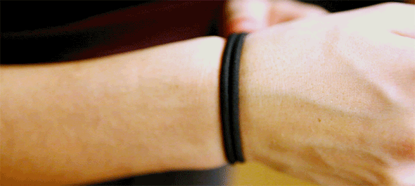 पहनने के a hair band on your wrist could expose you to infection