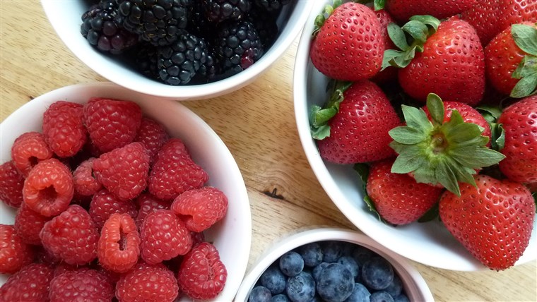 טרי berries: strawberries, blueberries, raspberries and blackberries