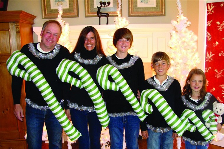 Bombon cane, anyone? Nothing like matching sweaters for the annual holiday family photo.